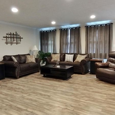 Backwoods Family Getaway! 3 Bedroom House! Yanceyville ภายนอก รูปภาพ